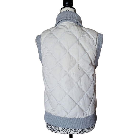 Eddie Bauer quilted goose down vest size small​ - Picture 3 of 16